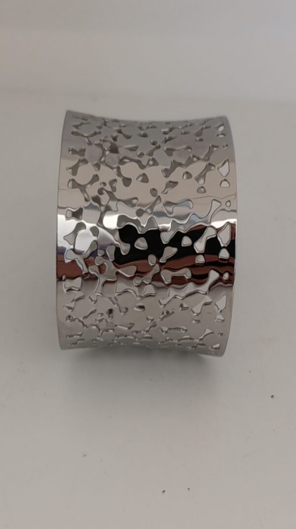 Brazalete espectacular de diseño en acero de la Marca Viceroy